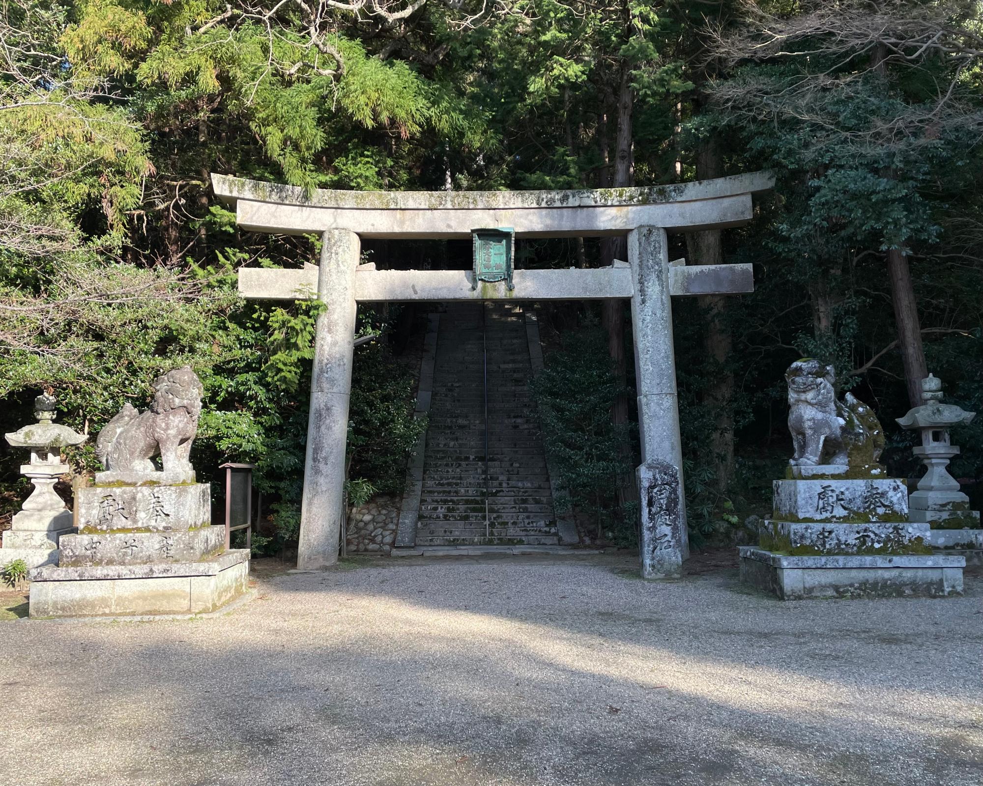 建水分神社境内写真