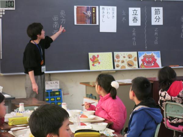 節分献立のいわれを聞く千早小吹台小学校4年生