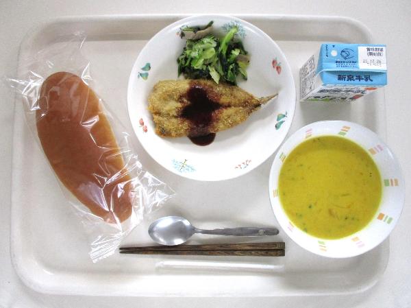 令和7年12月12日(金曜日)の給食