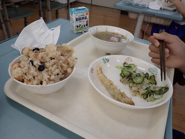 大盛りにした「豆まめごはん」