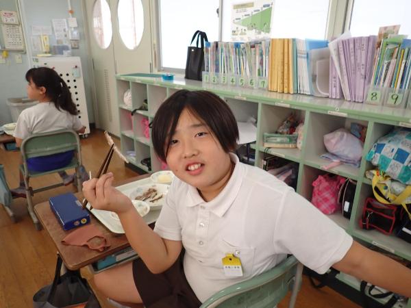 おさかなデーのようす（赤阪小学校5年生）